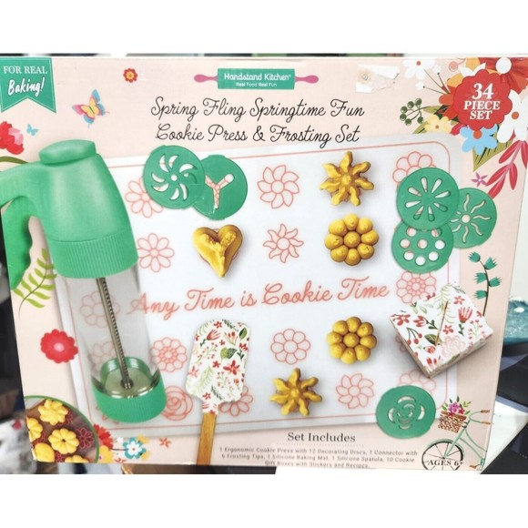 34 Piece Cookie Baking Set Cookie Press 12 Decor Discs Gift Boxes Frosting Tips - Picture 1 of 6